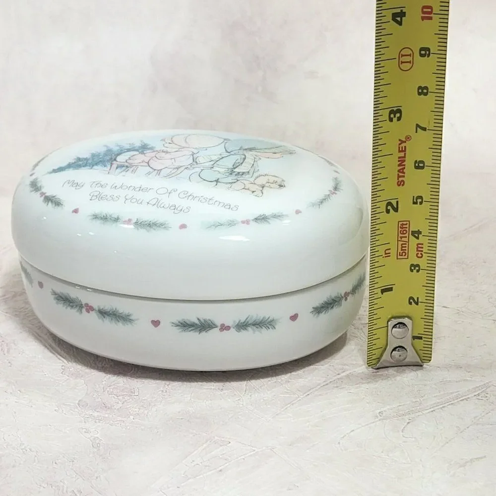Vintage‎ Enesco 1986 Precious Moments Oval Christmas Covered Trinket Dish